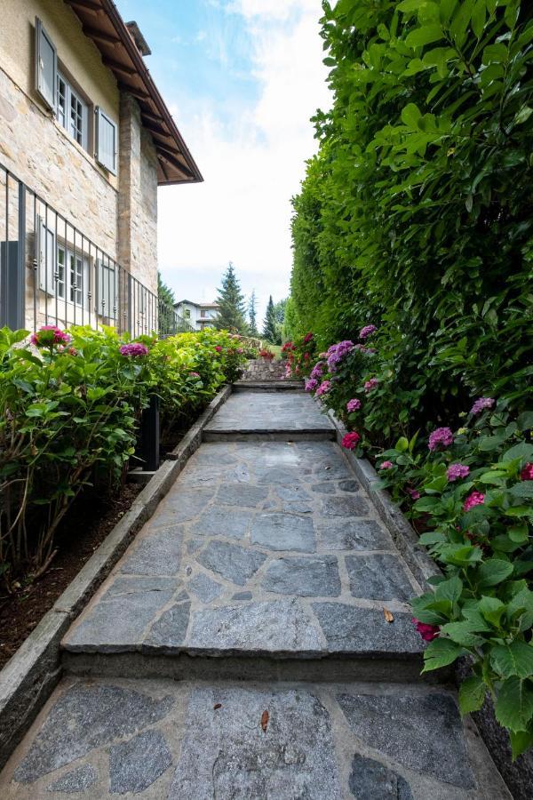 Apartamento Contessa Pace - Luxury Flat Selvino Exterior foto
